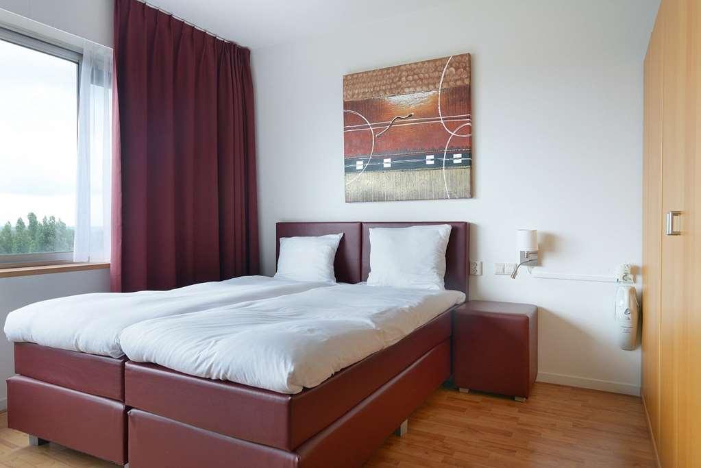 Htel Serviced Apartments Amstelveen Room photo